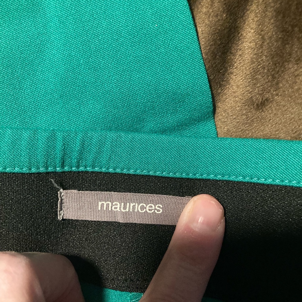 Maurices brand, size 16,gorgeous shade of green, cute and comfy pants - Picture 5 of 7